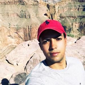 Meet your Posher, Javier